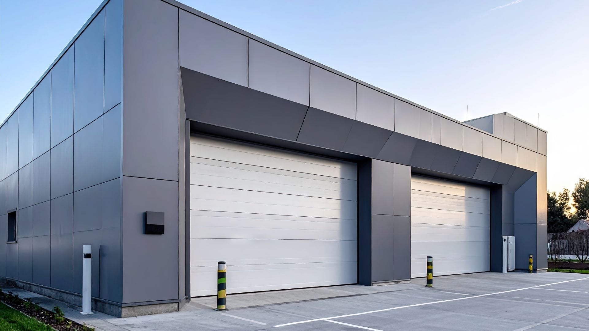 How myQ Facility Improves Commercial Door Uptime