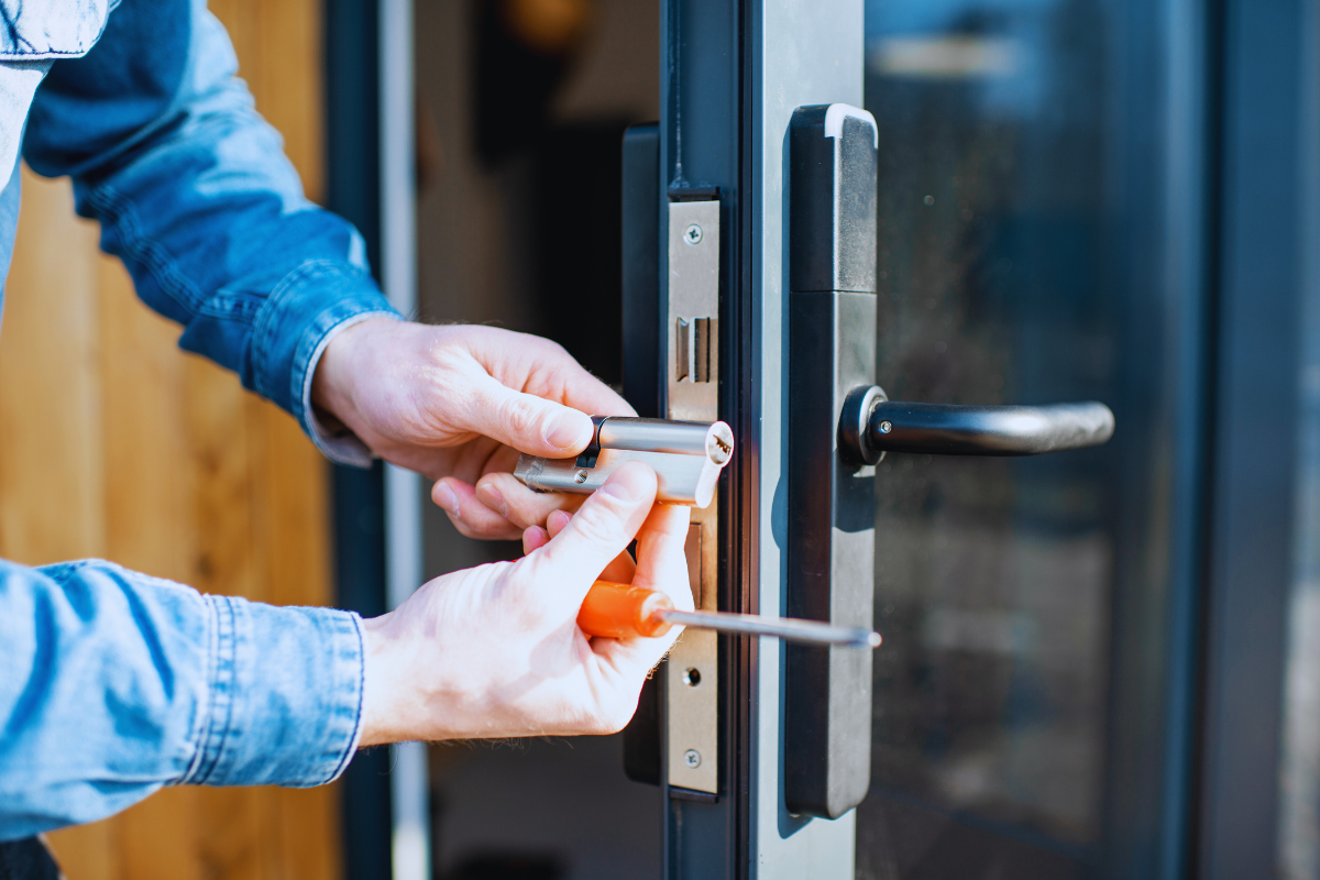 Schlage Door Lock vs Commercial Locks