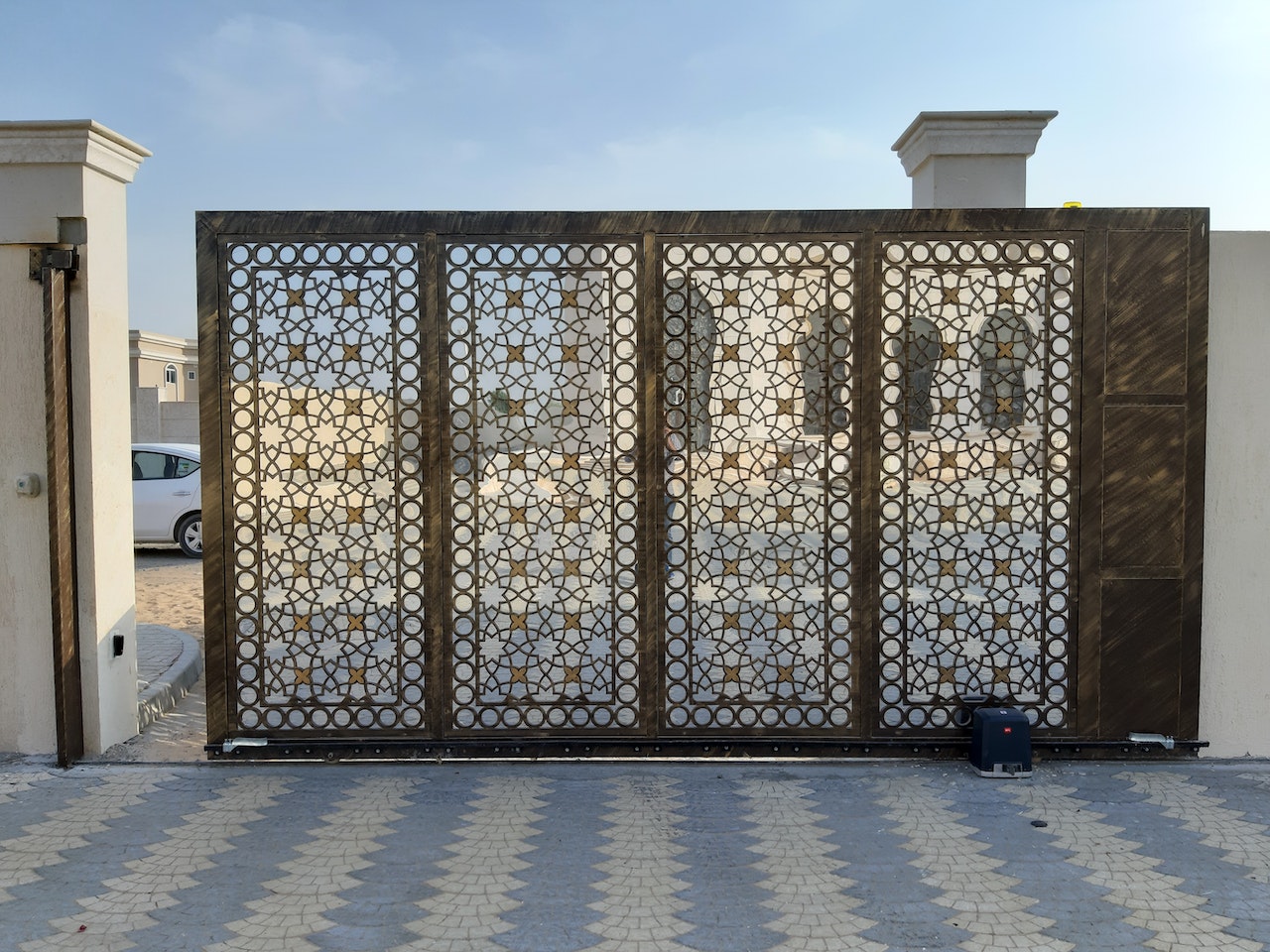 Automatic Fence Gates: Securing Your Property With Ease | All Security Equipment