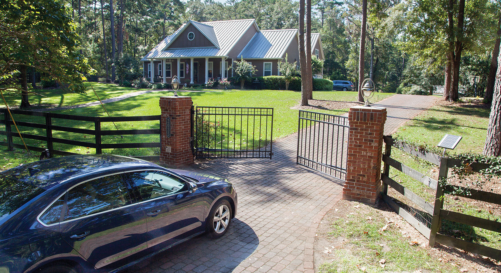 The Benefits of Installing a Solar Gate System | All Security Equipment