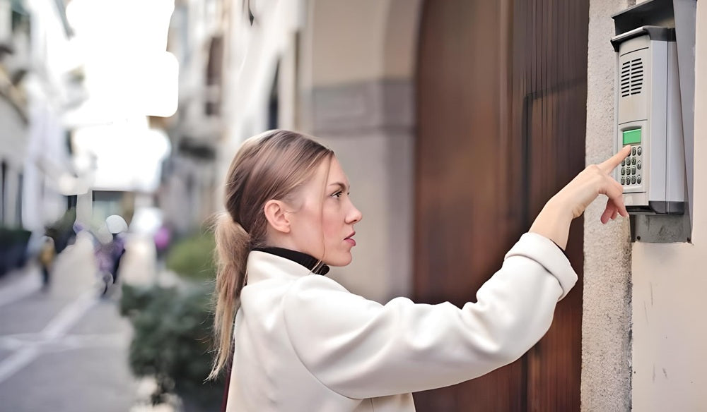 Wireless vs Wired: Which Home Intercom System Is Right for You?