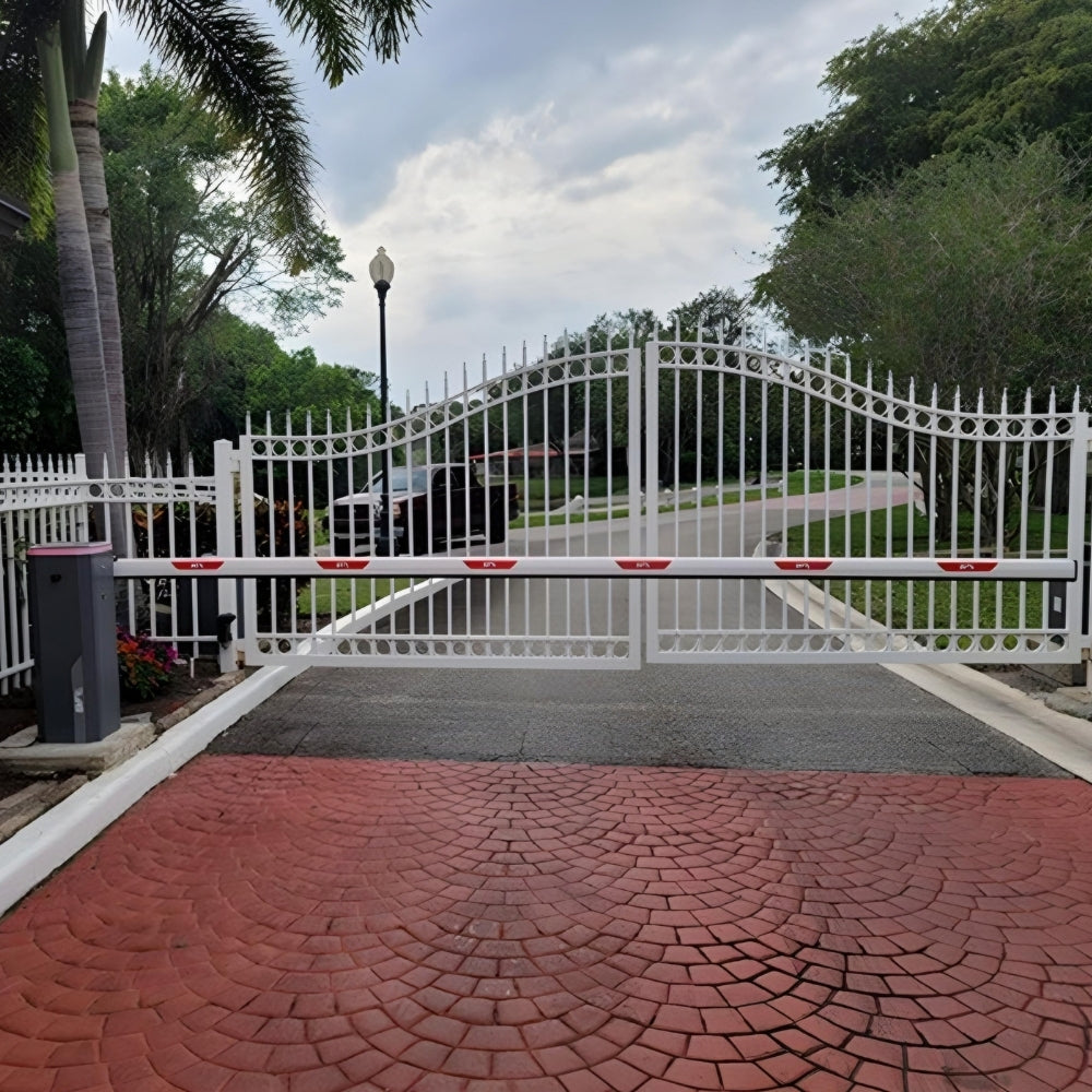 BFT Maxima Ultra 120V UL Traffic Barrier Kit (13'/4M) | All Security Equipment