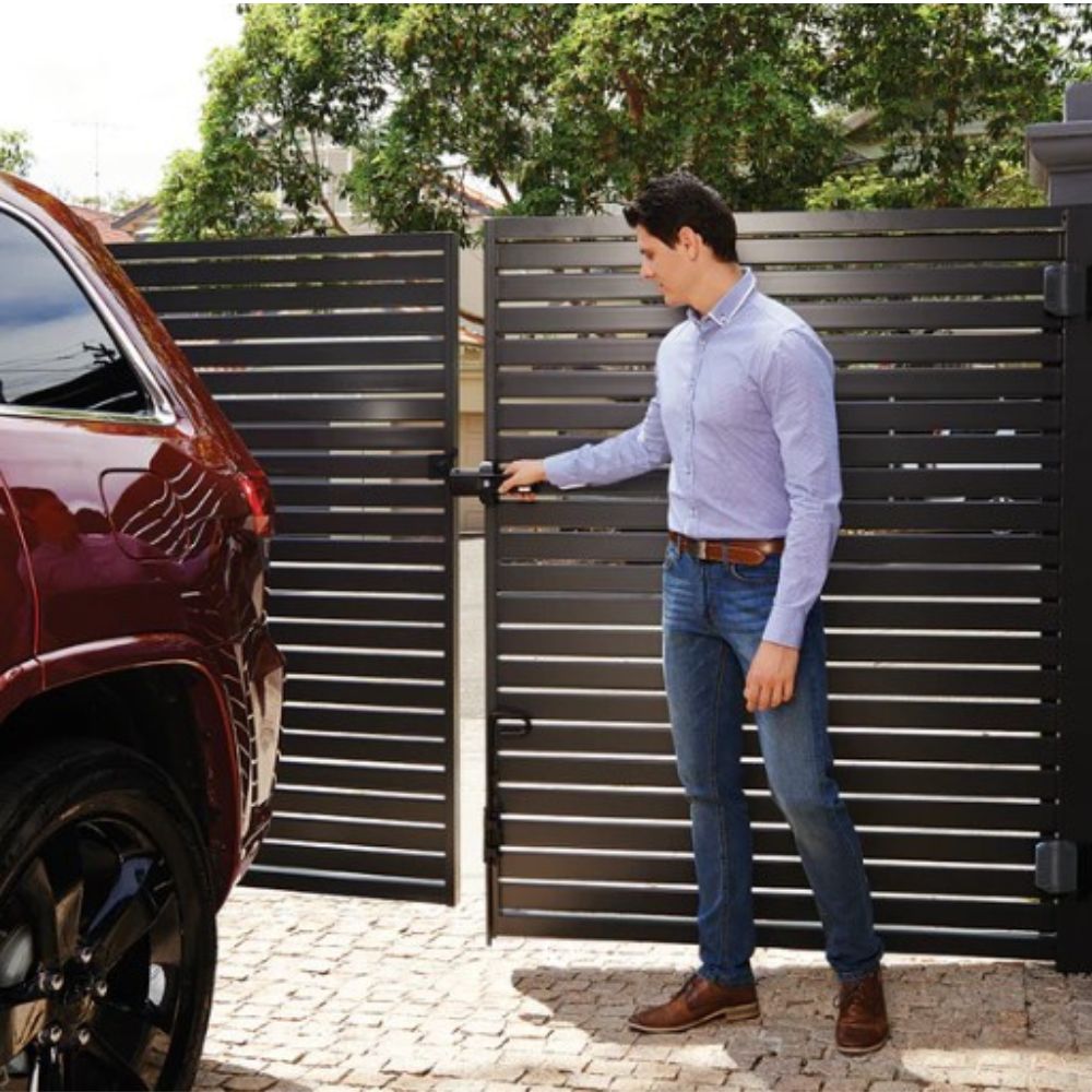 D&D Technologies LokkLatch Magnetic Black Keyed Different LLMKDBT