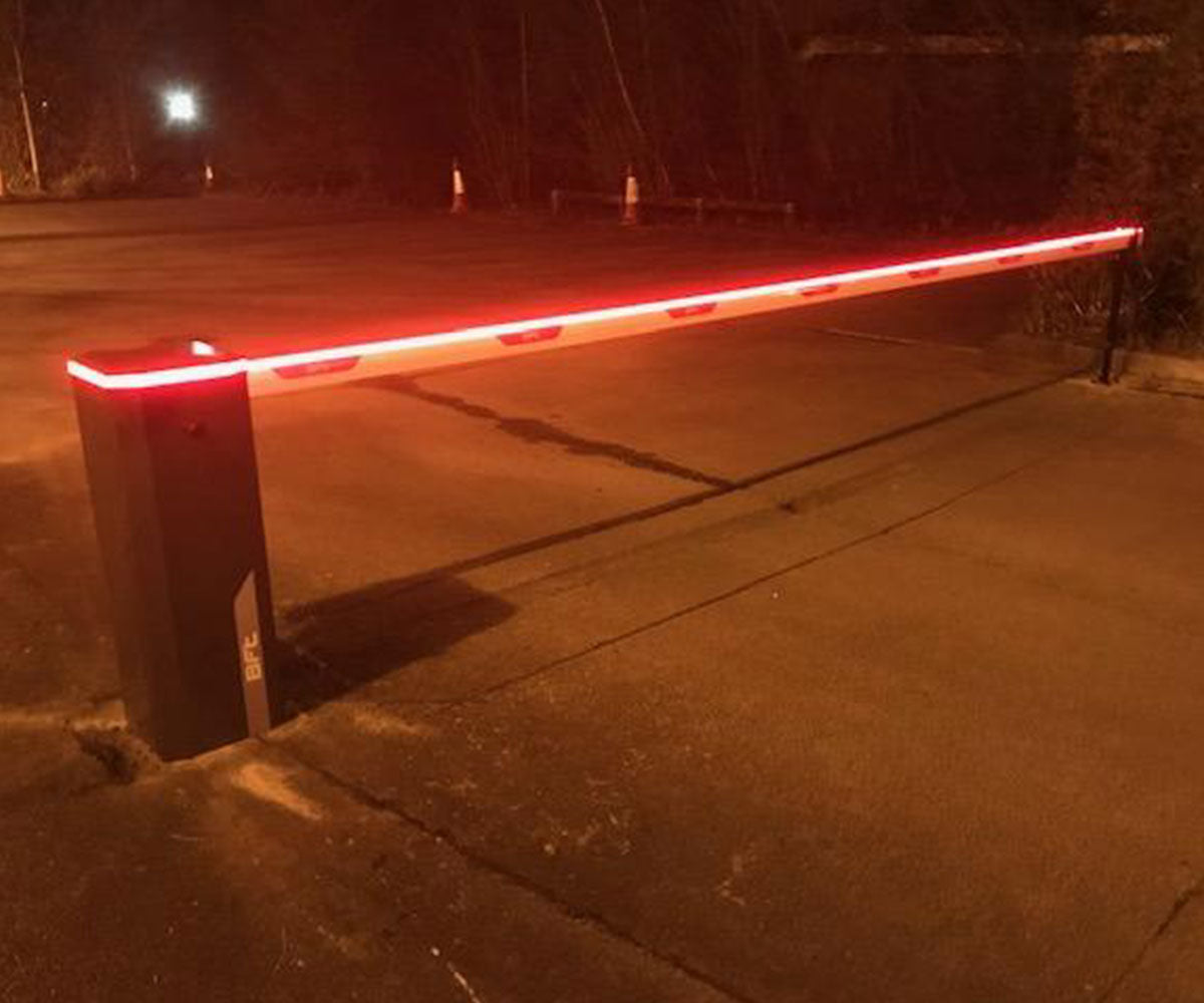 BFT MAXIMA ULTRA 36 XL 230V 20ft. Barrier P940094 00002 | All Security Equipment