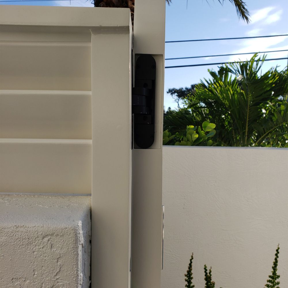 D&D Technologies CONCEALFIT Hinge Kit for Gates and Doors 77108523