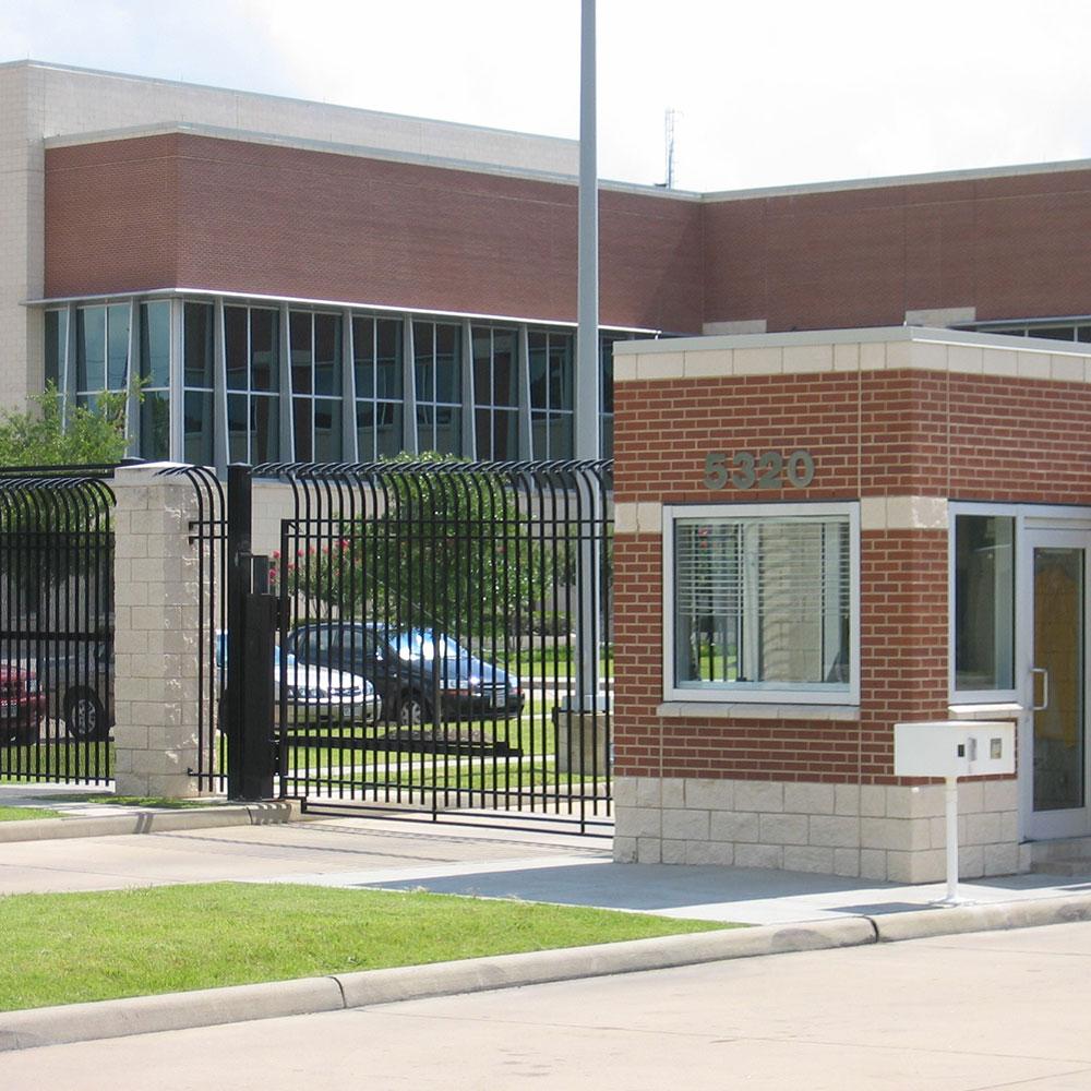 HySecurity SwingRiser 14 UPS Gate Opener | All Security Equipment