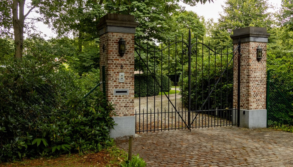 Access Gate Design Trends: Blending Functionality With Aesthetics