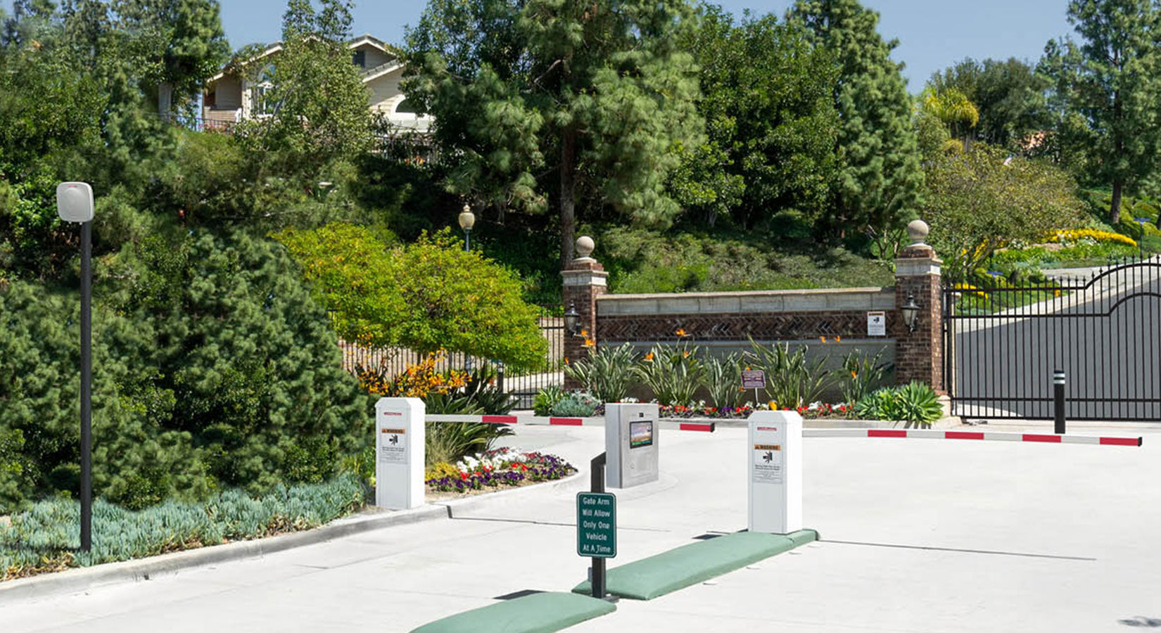 Residential Gate Access Control Systems: Ideal For Gated Communities | All Security Equipment