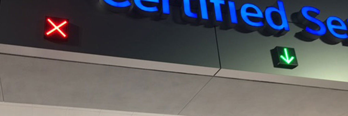 How Smart Sign Systems Improve Parking & Traffic Flow