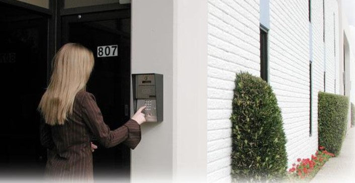 Benefits and Features of the DoorKing Telephone Entry System | All Security Equipment