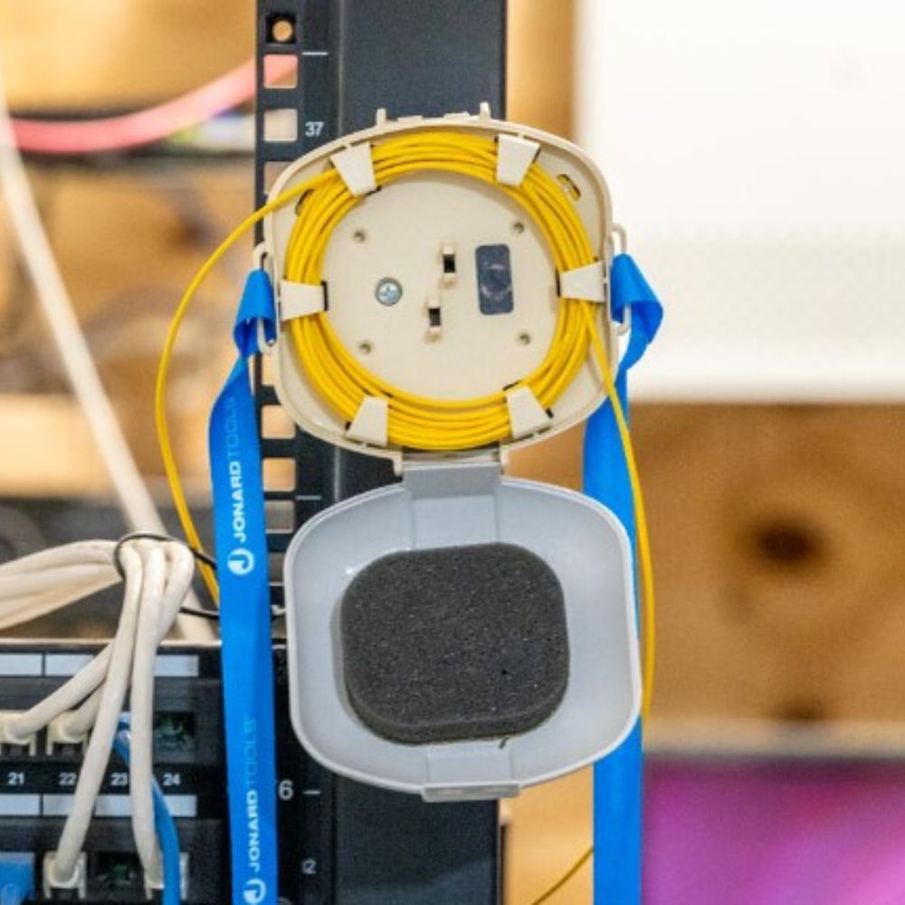 Jonard Tools FLC-3501 シングルモード 光ファイバーローンチケーブル 350m SC/UPC-LC/UPC並行輸入 | Jonard Tools FLC-1001 シングルモードファイバーローンチ